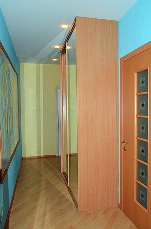 City Rent Apartment Leningradskaya 63 ハバロフスク エクステリア 写真